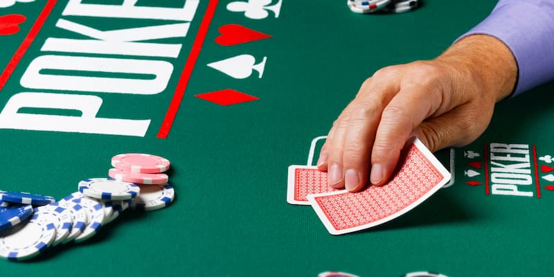 Poker Kingbet86 đổi thưởng: Kịch tính trên từng nước đi 3  ván bài poker đổi thưởng